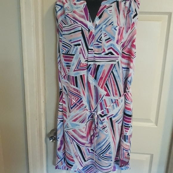Attention dress size 1X 5/$25 A-21 - Picture 1 of 4